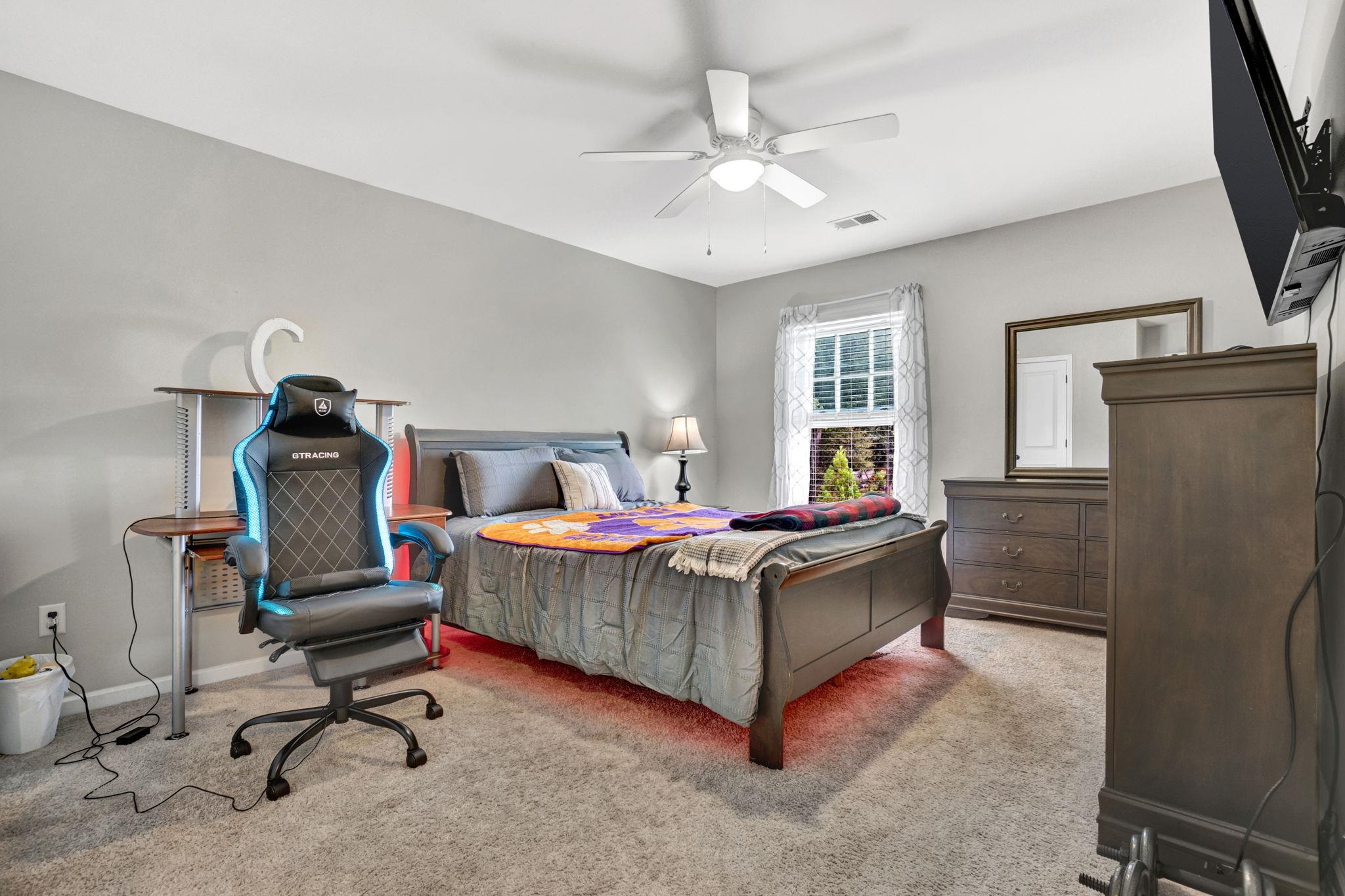 Inman, South Carolina, 29349, United States, 5 Bedrooms Bedrooms, ,4 BathroomsBathrooms,Residential,For Sale,1978850