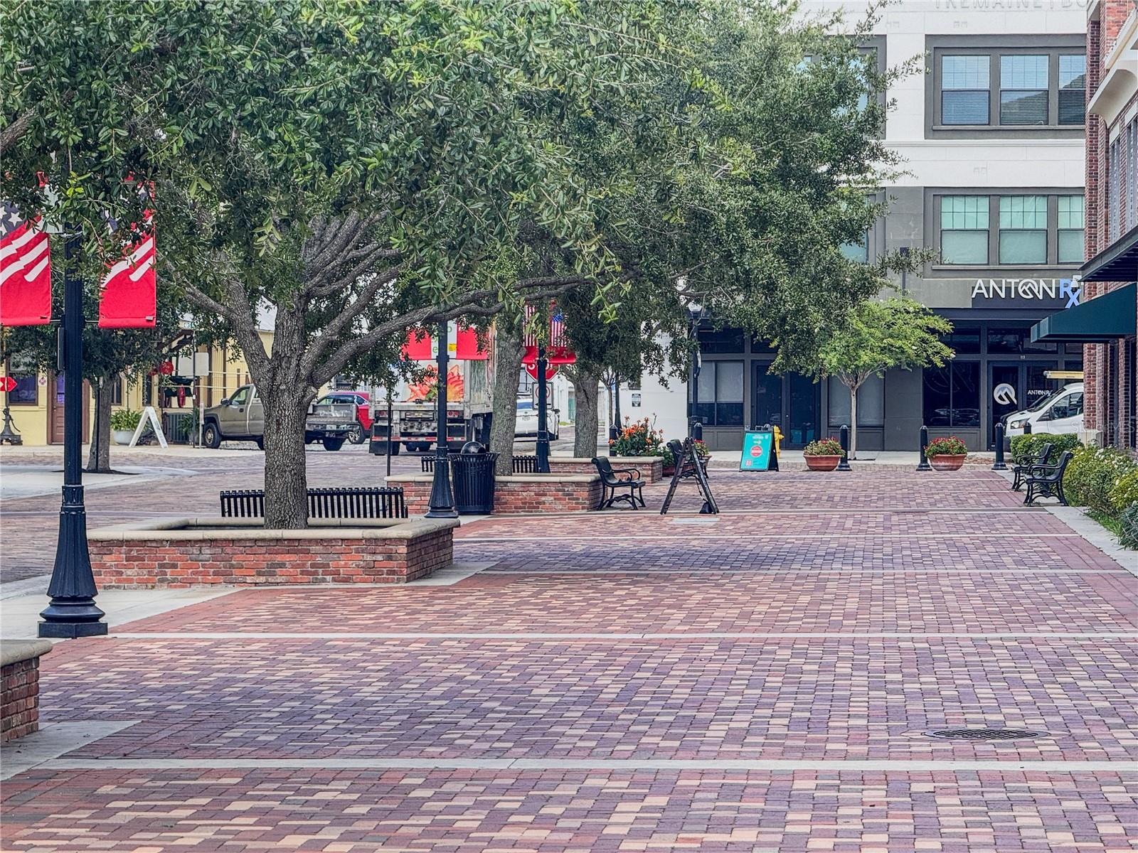 WINTER GARDEN, Florida, 34787, United States, 5 Bedrooms Bedrooms, ,3 BathroomsBathrooms,Residential,For Sale,1974111