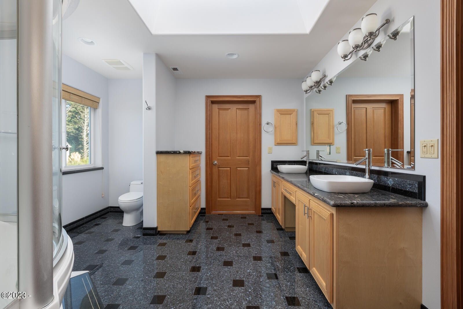 3775 Hwy 101 N, Yachats, Oregon, 97498, United States, 4 Bedrooms Bedrooms, ,6 BathroomsBathrooms,Residential,For Sale,3775 Hwy 101 N,1431474