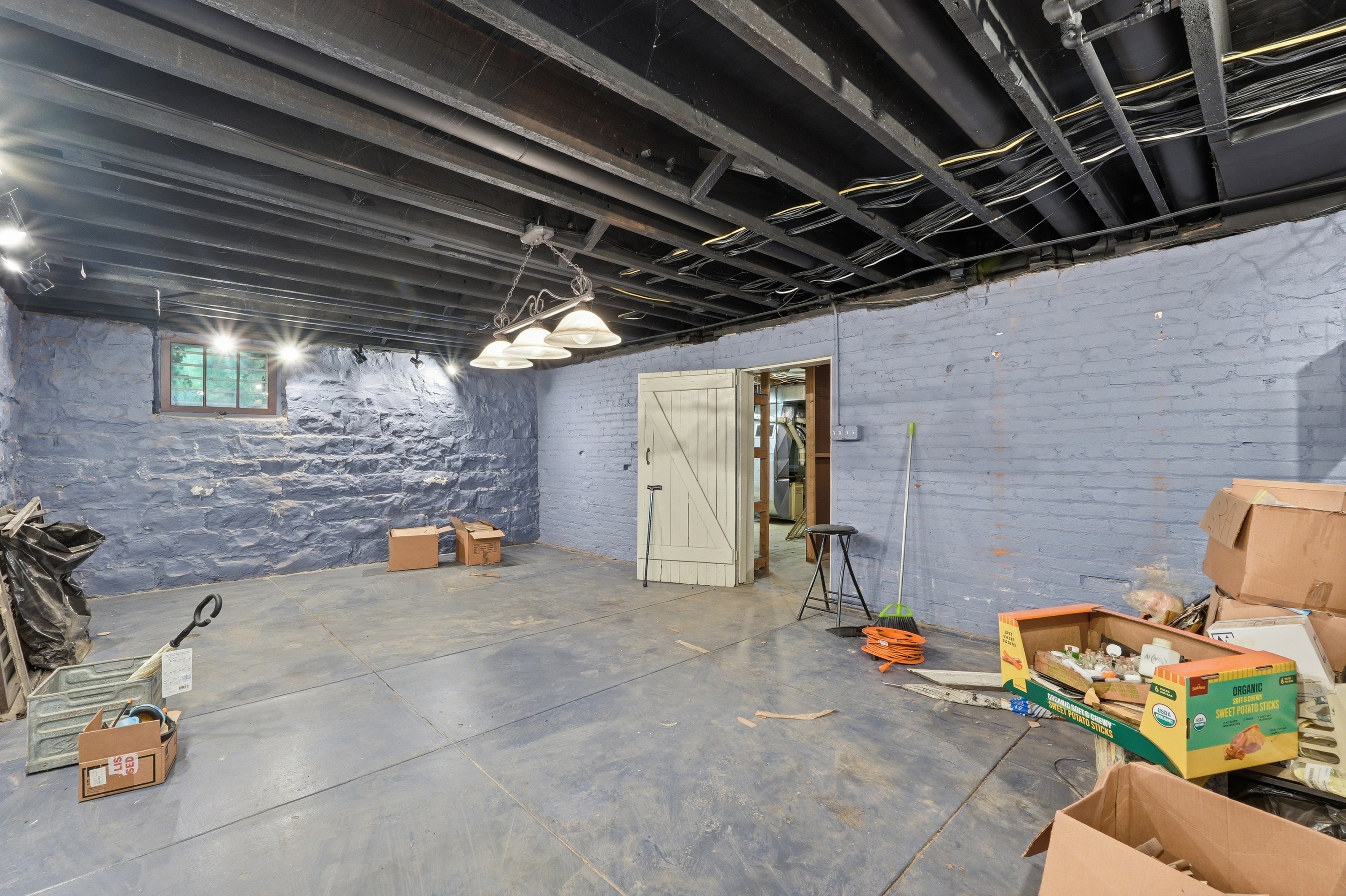  2037 Tyler Lane, Louisville, KY 40205 - 物件實景