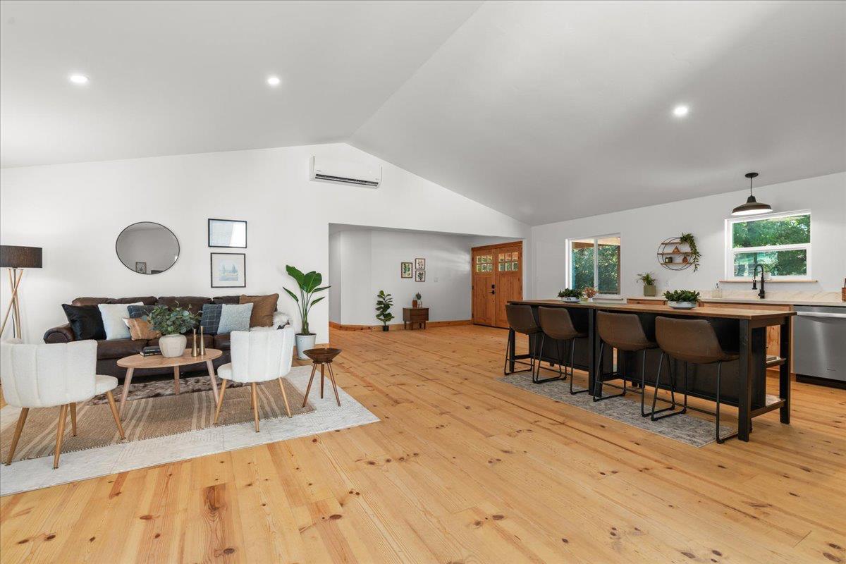 Nevada City, California, 95959, United States, 4 Bedrooms Bedrooms, ,2 BathroomsBathrooms,Residential,For Sale,1916710