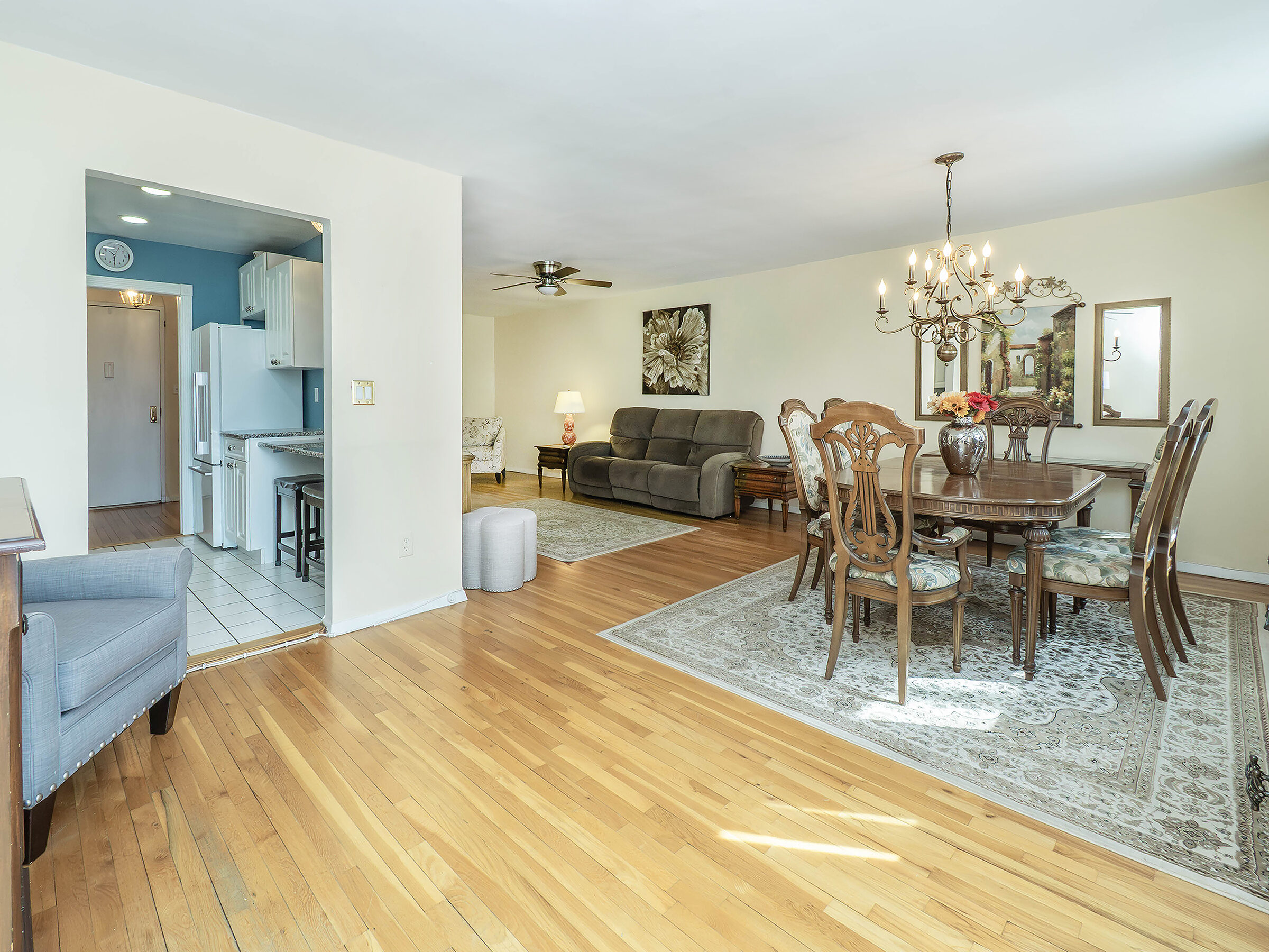 32 Pearsall, Glen Cove, NY, 11542 - 物件實景