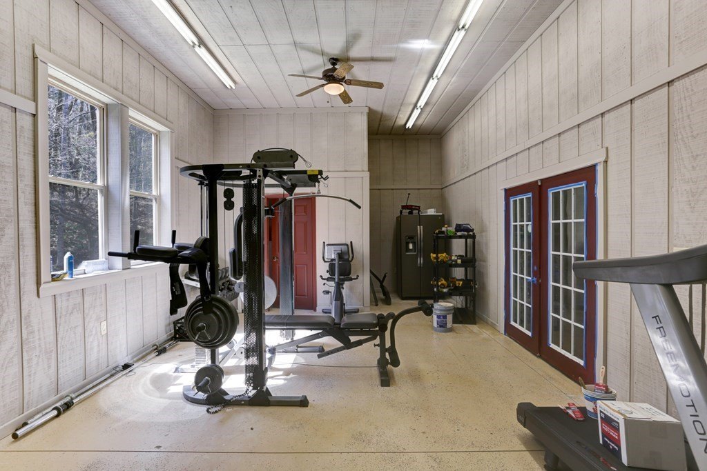 Hayesville, North Carolina, 28904, United States, 4 Bedrooms Bedrooms, ,4 BathroomsBathrooms,Residential,For Sale,1879650