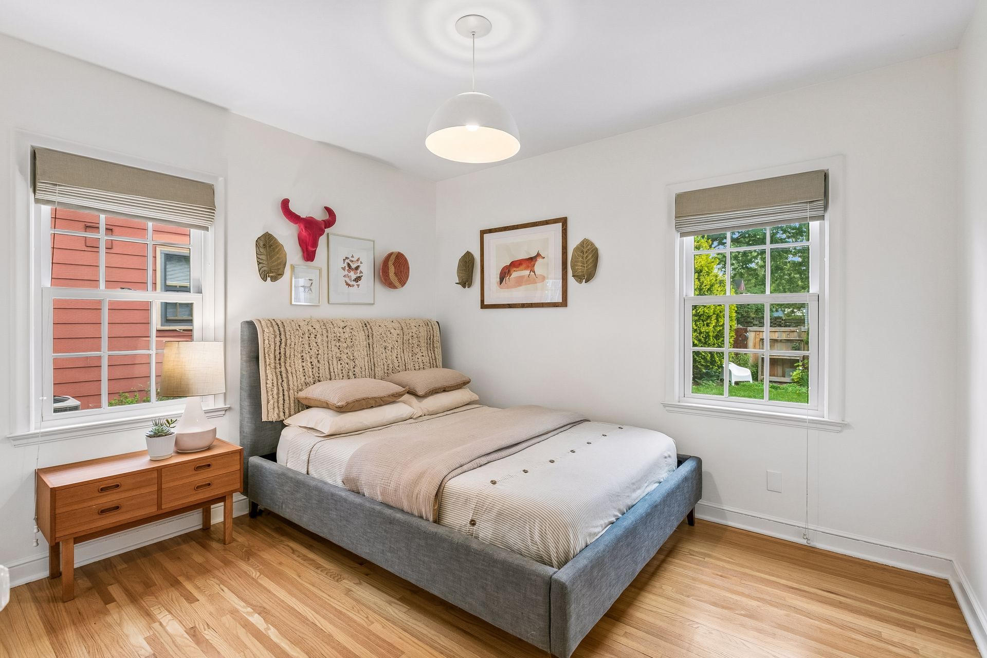  Thoughtfully Updated Falcon Heights Home Near Como Park - 物件實景