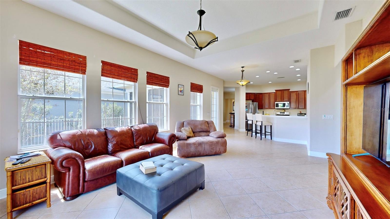Apollo Beach, Florida, 33572, United States, 3 Bedrooms Bedrooms, ,2 BathroomsBathrooms,Residential,For Sale,2009250