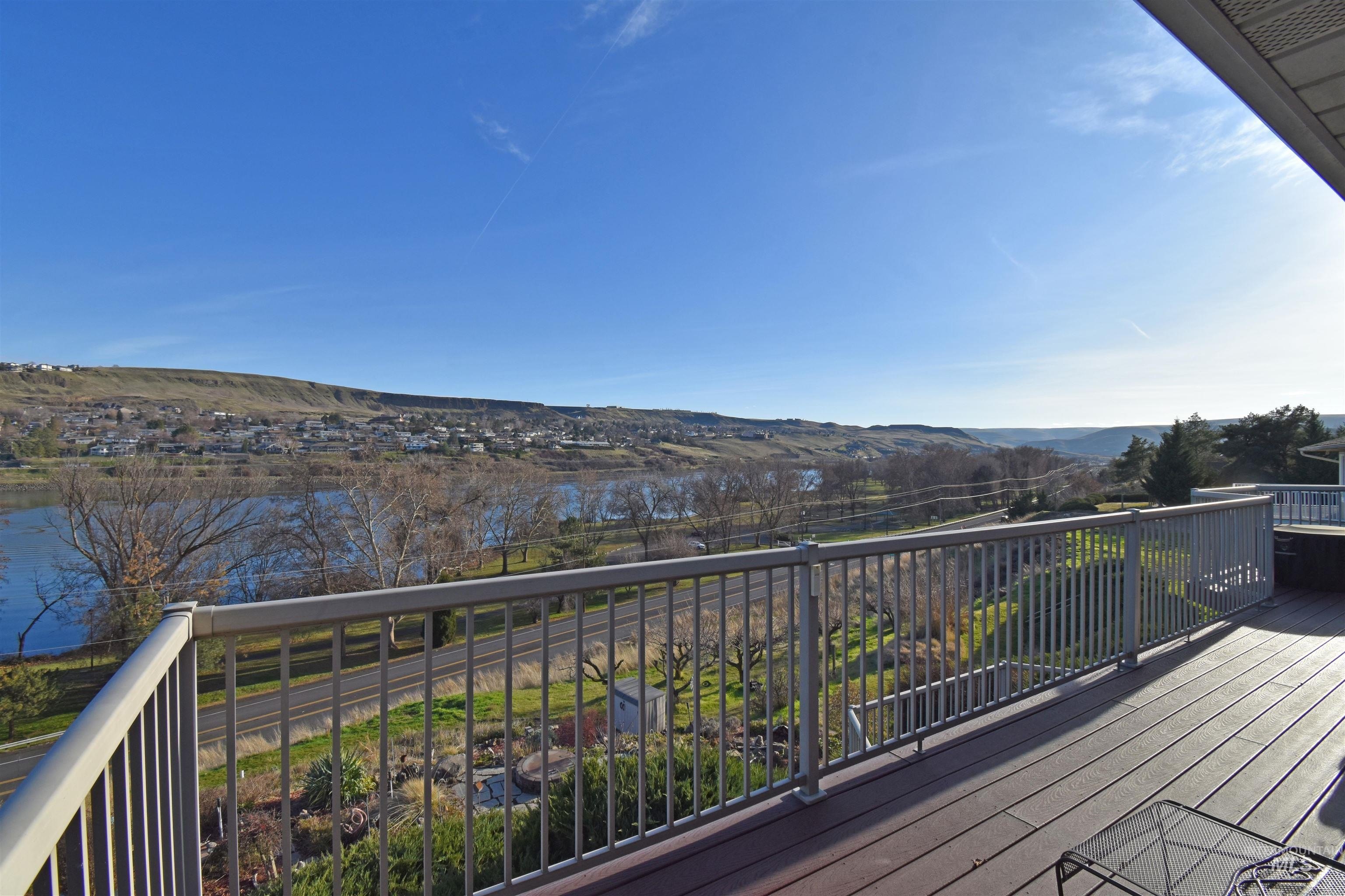 Clarkston, Washington, 99403, United States, 4 Bedrooms Bedrooms, ,2 BathroomsBathrooms,Residential,For Sale,2011343