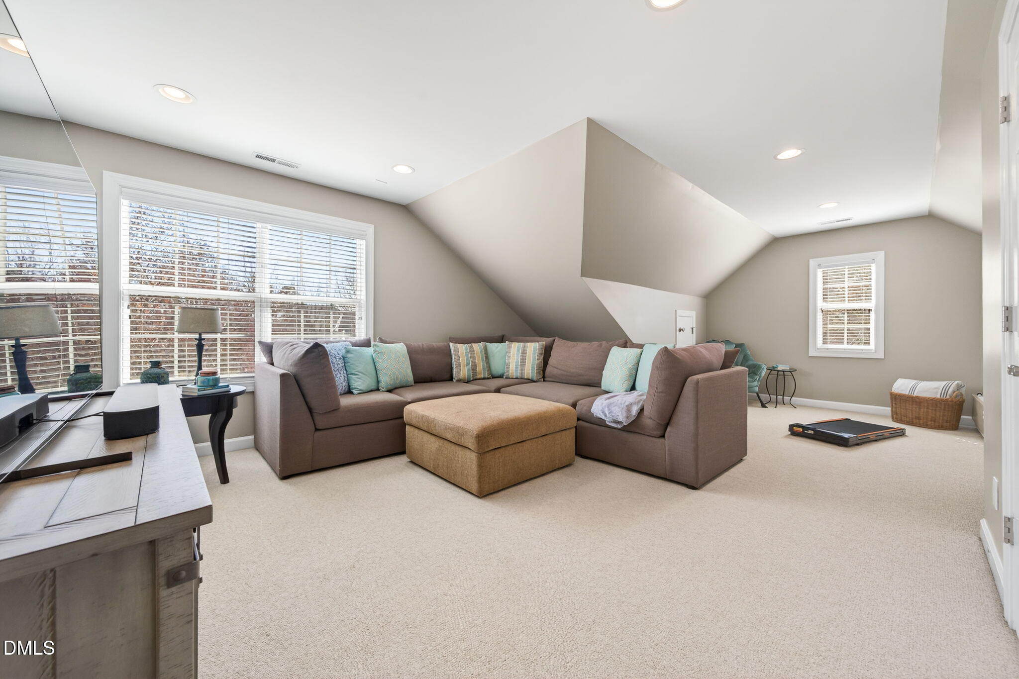 Raleigh, North Carolina, 27614, United States, 5 Bedrooms Bedrooms, ,4 BathroomsBathrooms,Residential,For Sale,2048303