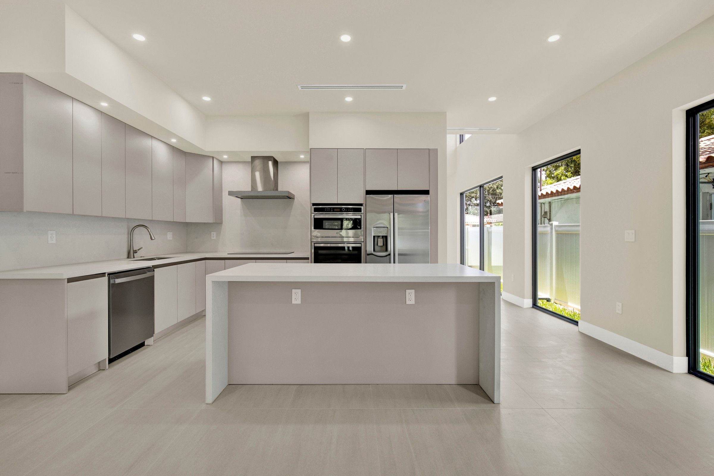  2889 SW 35th Ave, Miami, FL, 33133 - 物件實景