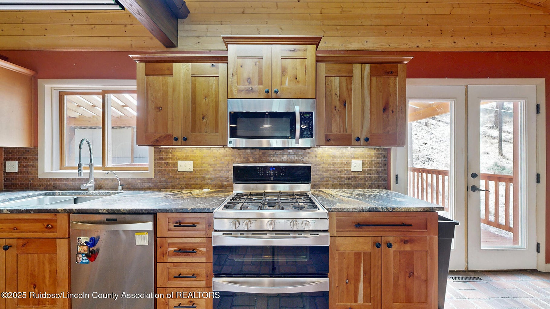 Ruidoso, New Mexico, 88345, United States, 3 Bedrooms Bedrooms, ,3 BathroomsBathrooms,Residential,For Sale,1826738