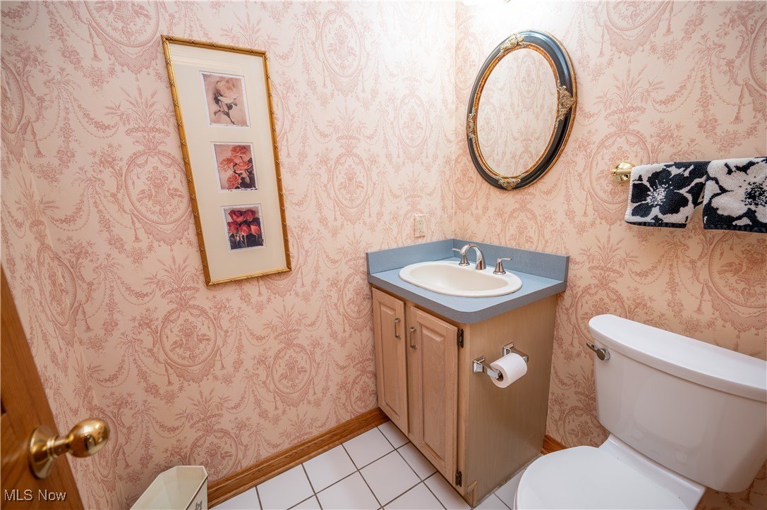 Canfield, Ohio, 44406, United States, 4 Bedrooms Bedrooms, ,3 BathroomsBathrooms,Residential,For Sale,1976342