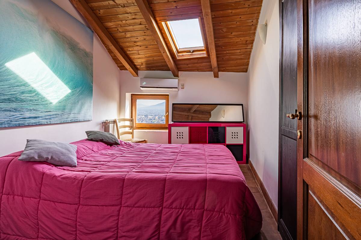 Napoli, Napoli, 80100, IT, 6 Bedrooms Bedrooms, ,6 BathroomsBathrooms,Residential,For Sale,1991925