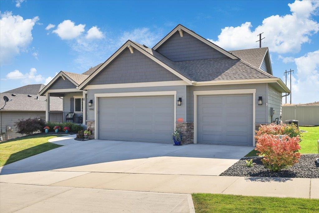 Spokane, Washington, 99217, United States, 3 Bedrooms Bedrooms, ,2 BathroomsBathrooms,Residential,For Sale,1955840