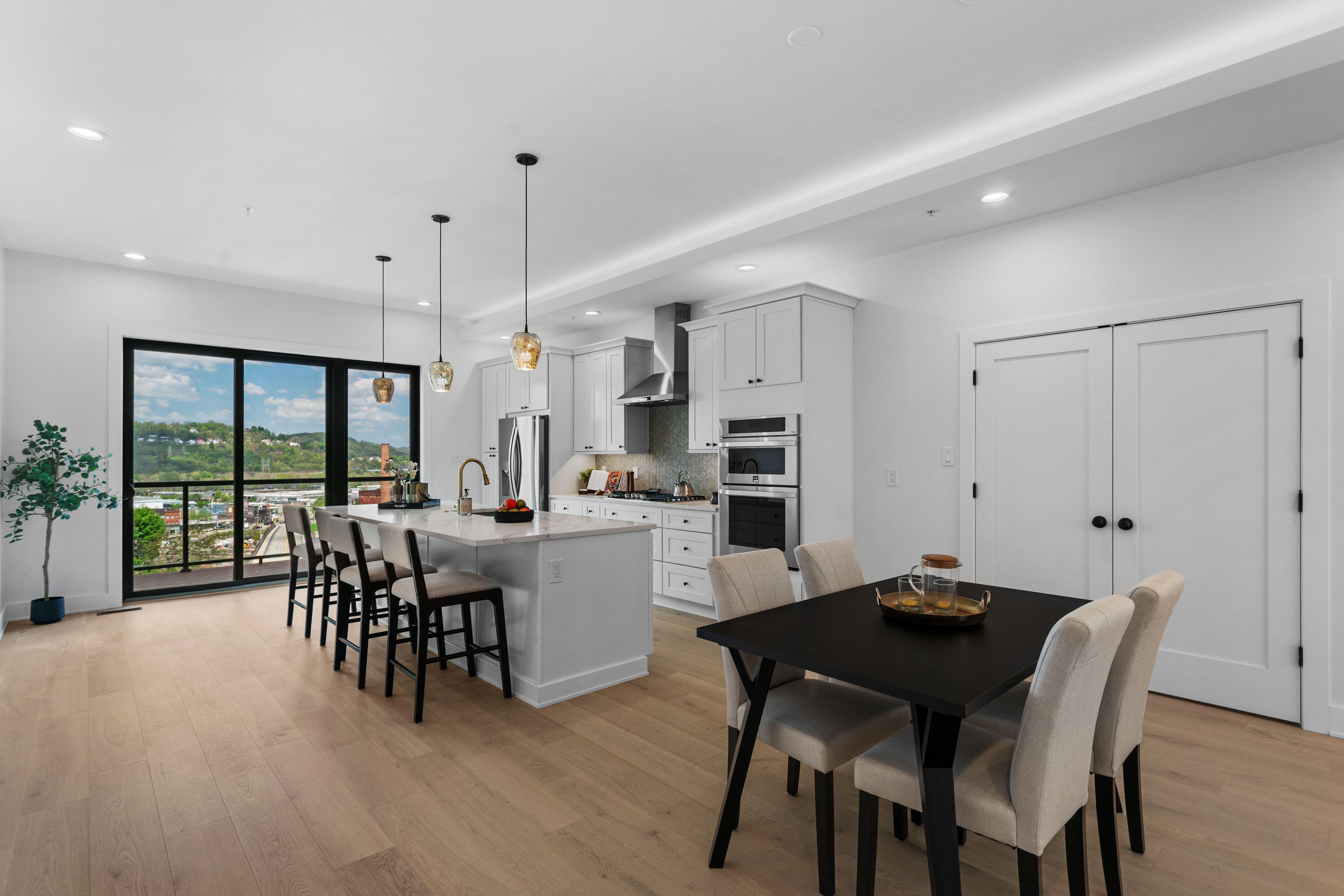  3211 Dobson Street, Pittsburgh, PA 15219 - 物件實景