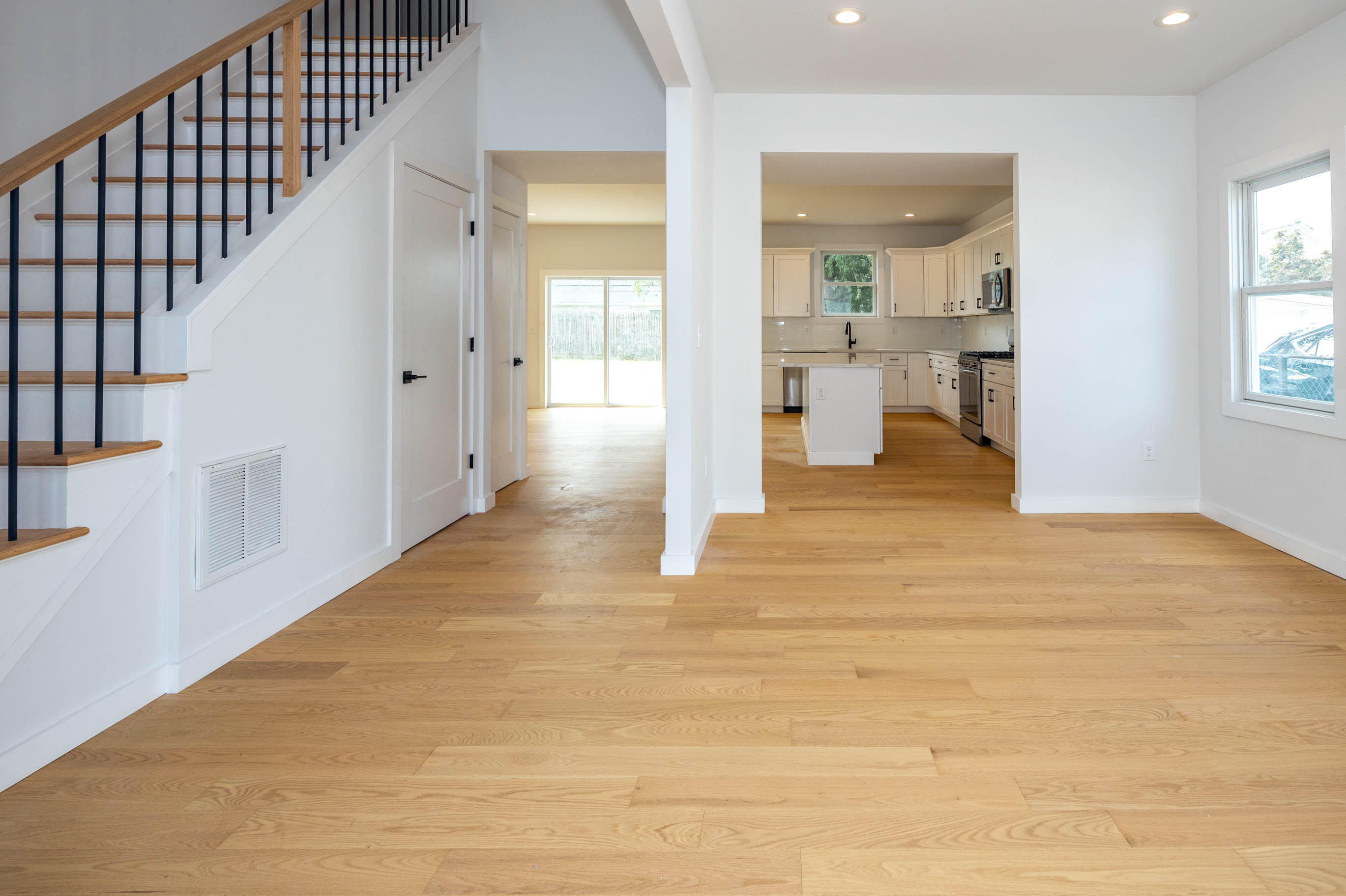 Edison, New Jersey, 08817, United States, 5 Bedrooms Bedrooms, ,4 BathroomsBathrooms,Residential,For Sale,1943601