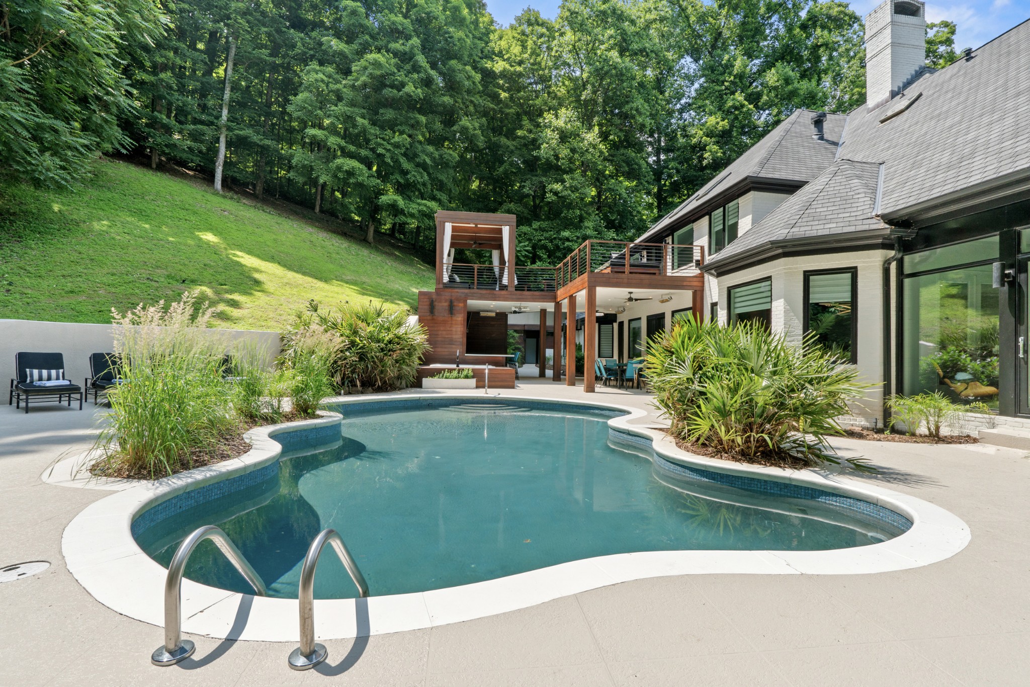 Nashville, Tennessee, 37215, United States, 5 Bedrooms Bedrooms, ,11 BathroomsBathrooms,Residential,For Sale,1885456