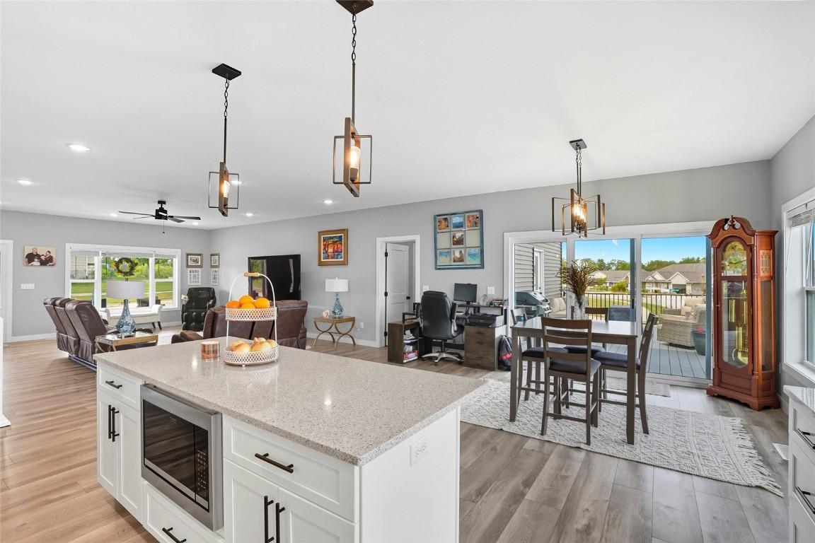 Solon, Iowa, 52333, United States, 4 Bedrooms Bedrooms, ,3 BathroomsBathrooms,Residential,For Sale,1975943