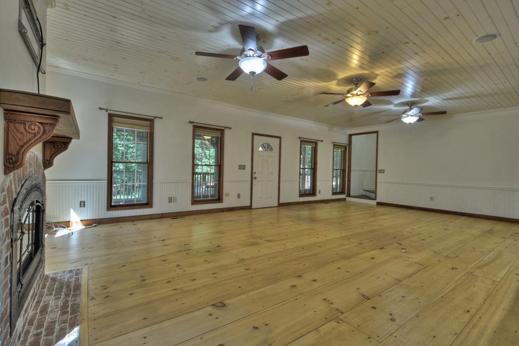 Blue Ridge, Georgia, 30513, United States, 3 Bedrooms Bedrooms, ,4 BathroomsBathrooms,Residential,For Sale,1858948