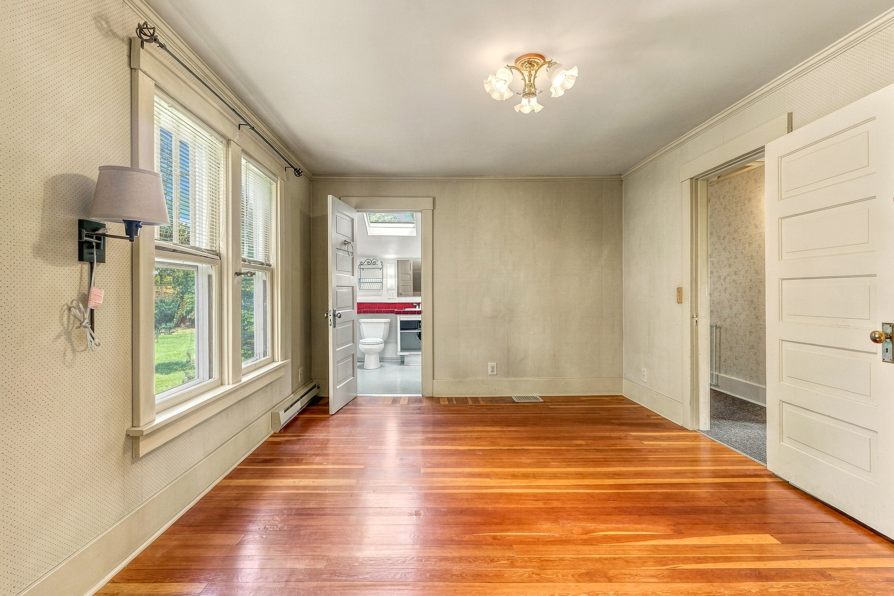 Crawford Home, 1235 Isaacs Ave - 物件實景