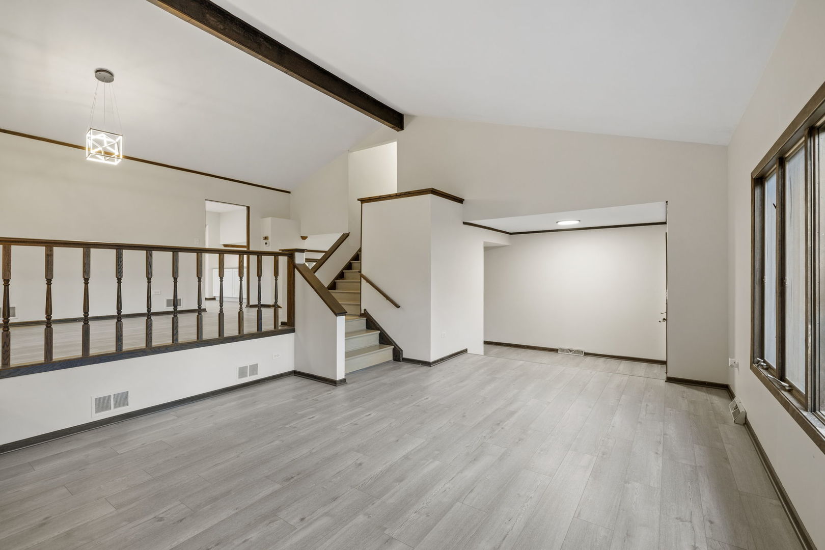 Homer Glen, Illinois, 60491, United States, 4 Bedrooms Bedrooms, ,3 BathroomsBathrooms,Residential,For Sale,1987574