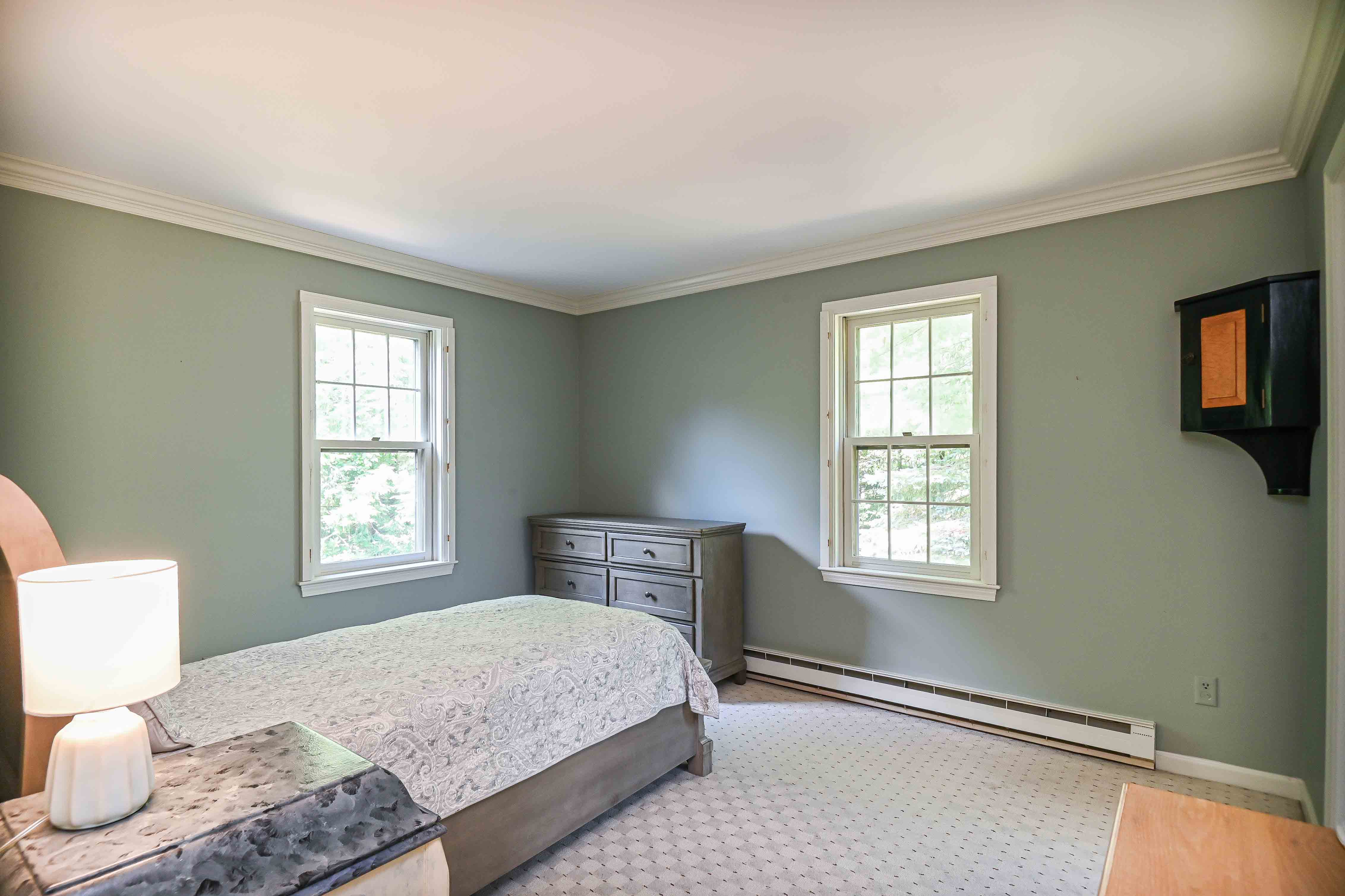 York, Maine, 03909, United States, 3 Bedrooms Bedrooms, ,3 BathroomsBathrooms,Residential,For Sale,1912030
