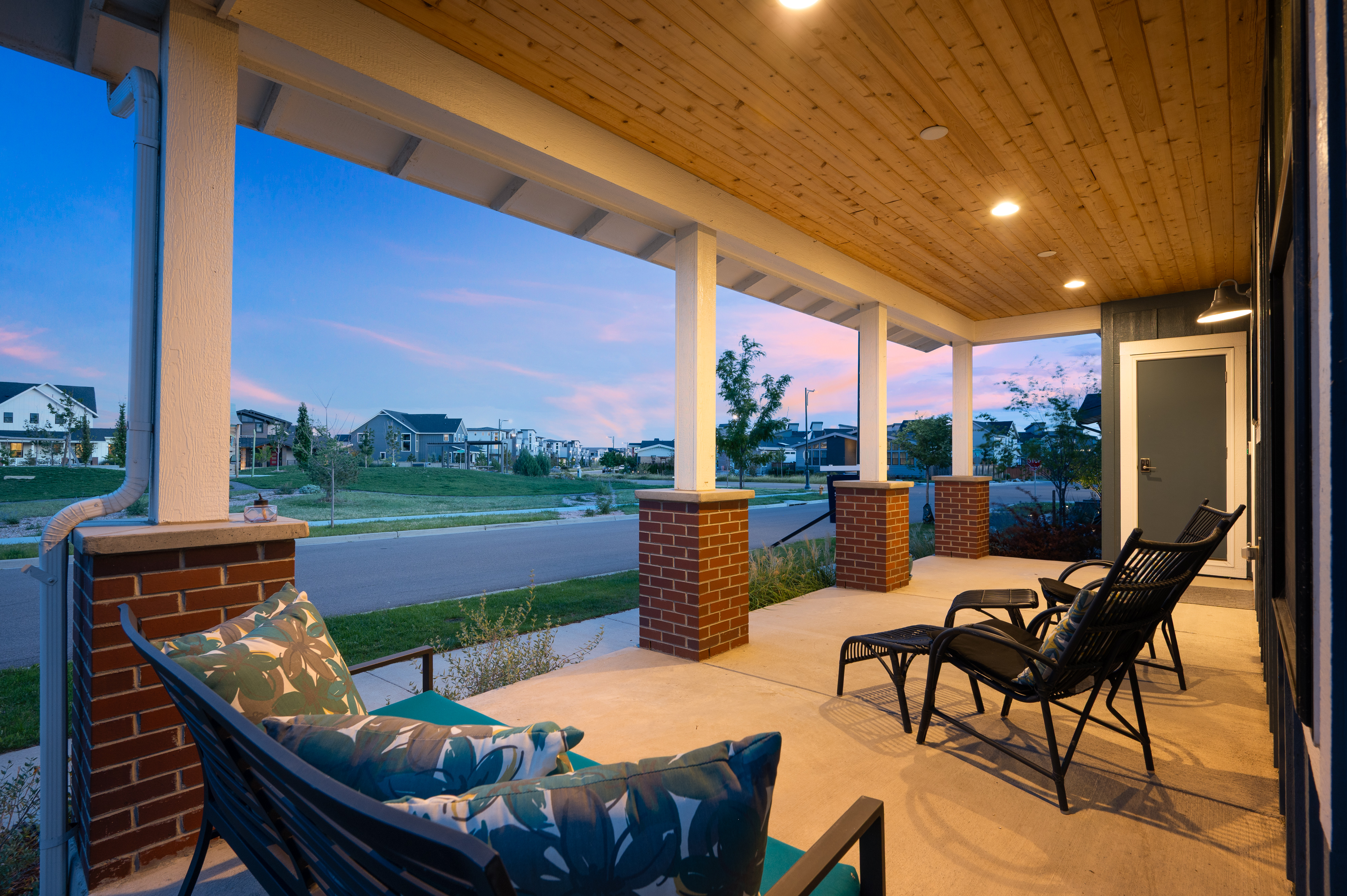  Contemporary Residence with Mid-Century Influence - 物件實景