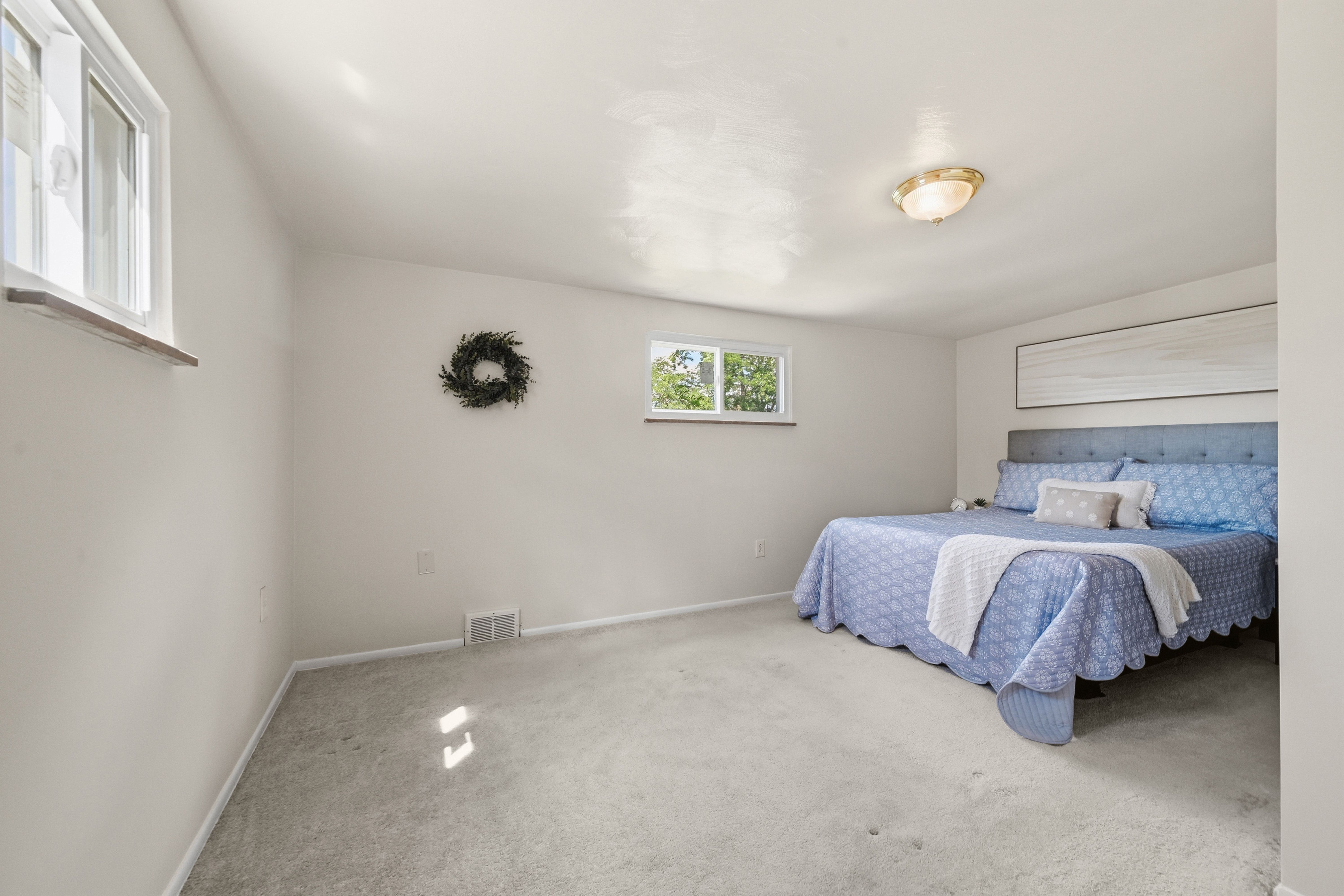  73 Clifford Drive, Pittsburgh, PA 15220 - 物件實景
