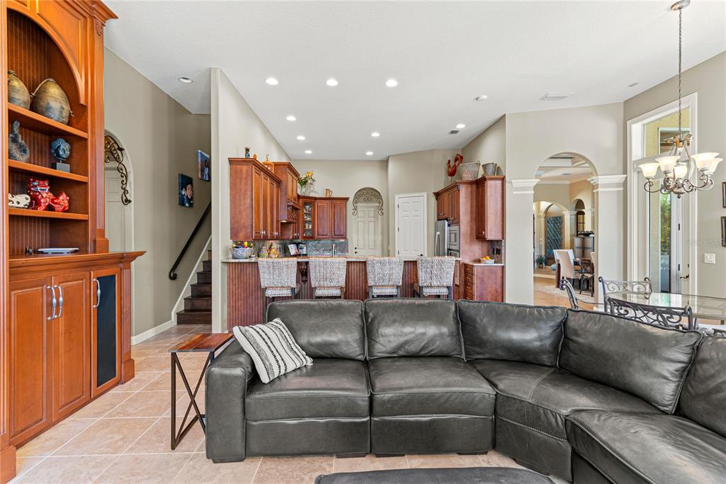 Lake Mary, Florida, 32746, United States, 5 Bedrooms Bedrooms, ,4 BathroomsBathrooms,Residential,For Sale,1827017