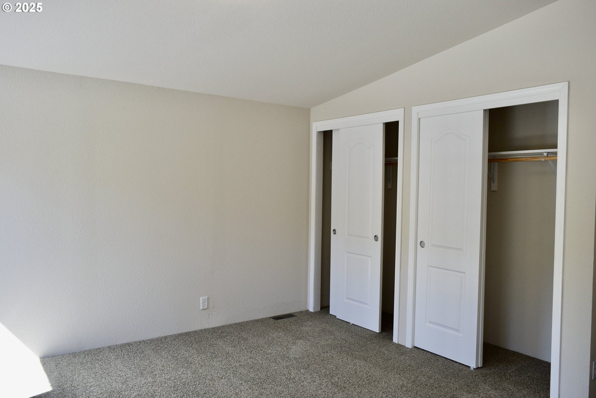 Gold Beach, Oregon, 97444, United States, 3 Bedrooms Bedrooms, ,2 BathroomsBathrooms,Residential,For Sale,1983630