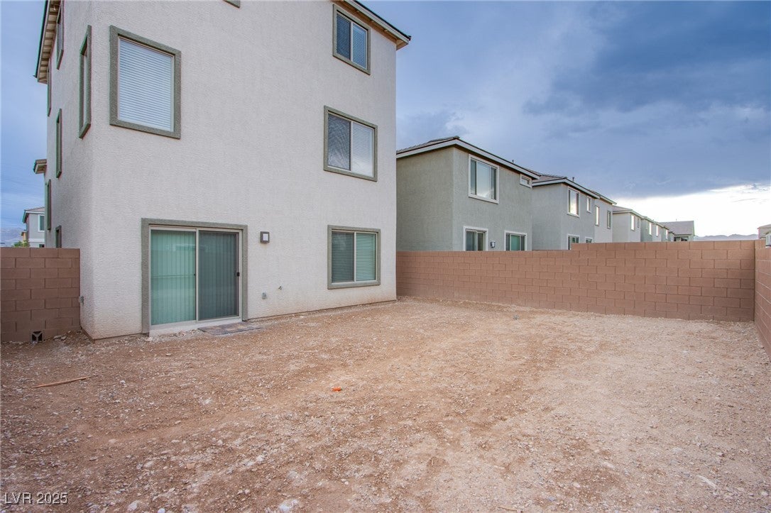 Las Vegas, Nevada, 89141, United States, 5 Bedrooms Bedrooms, ,3 BathroomsBathrooms,Residential,For Sale,1978122