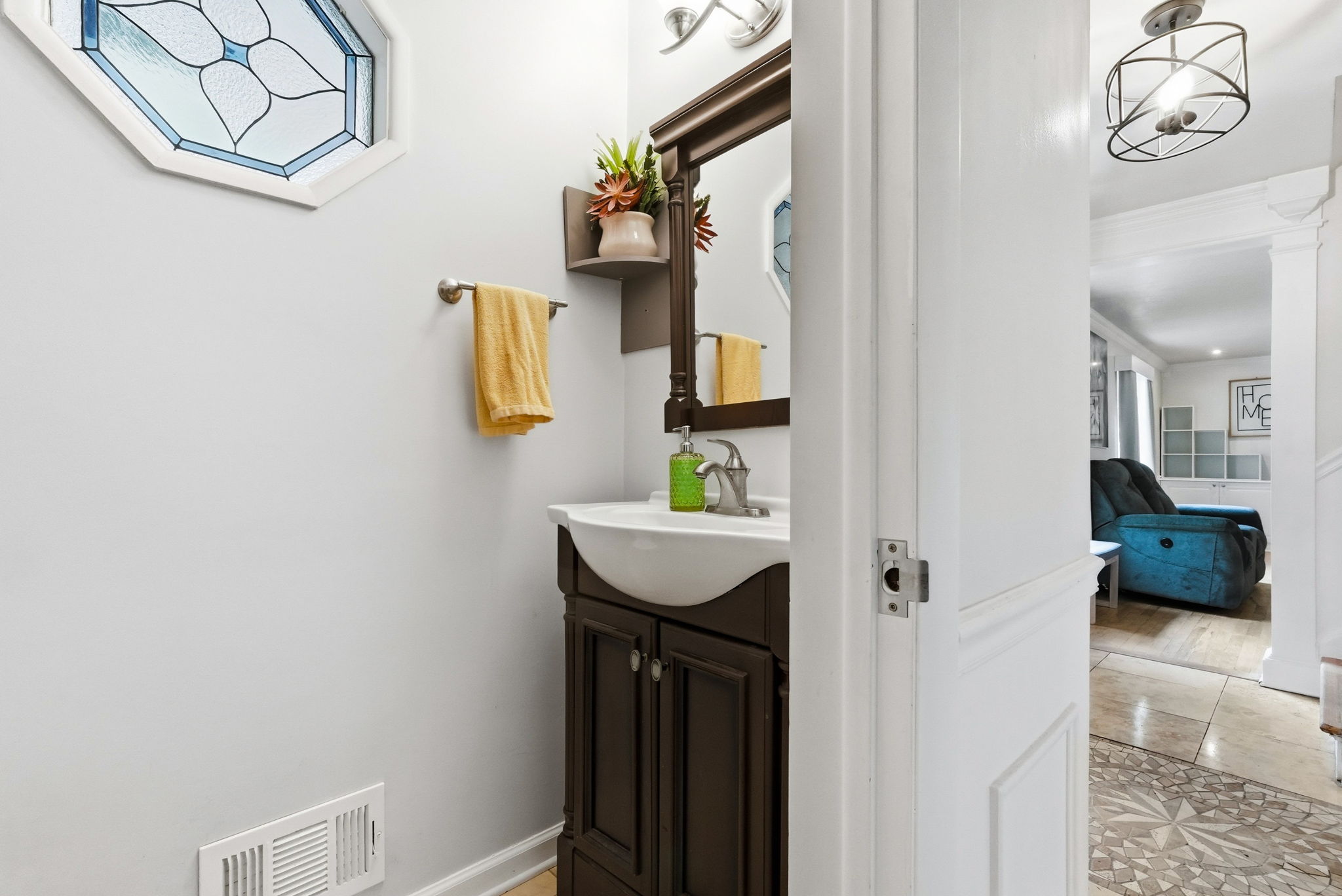  116 Hawthorne Drive, Pittsburgh, PA 15235 - 物件實景