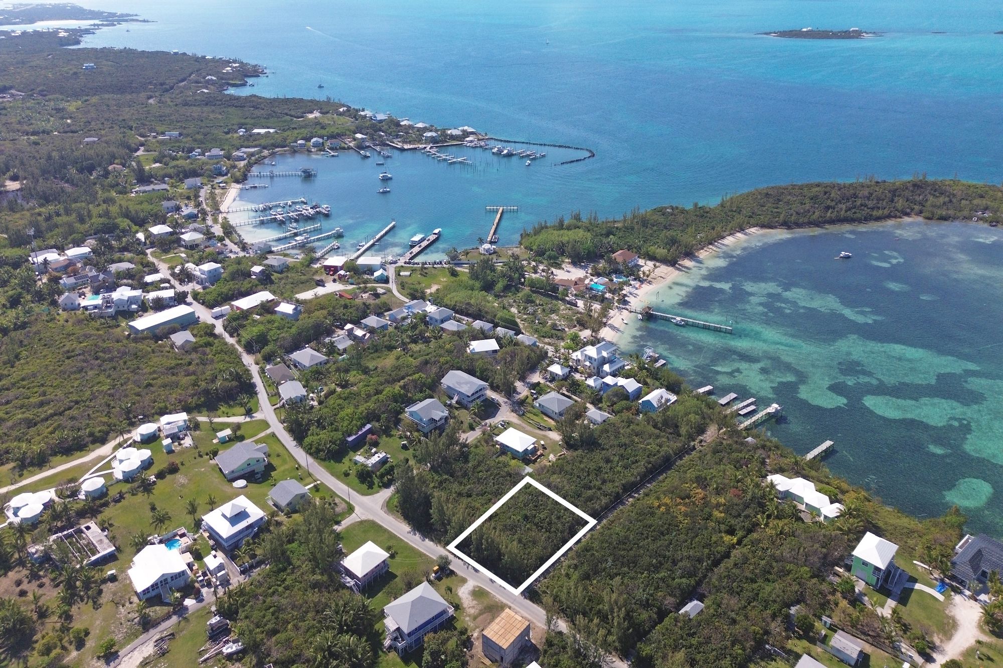  Elevated Water View Lot - 物件實景