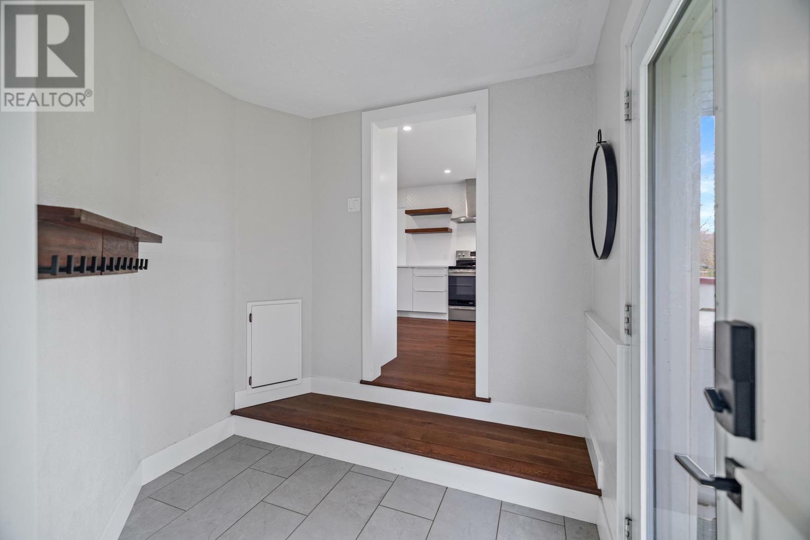 STRATFORD, Prince Edward Island, C1B 1L2, CA, 4 Bedrooms Bedrooms, ,2 BathroomsBathrooms,Residential,For Sale,1874211