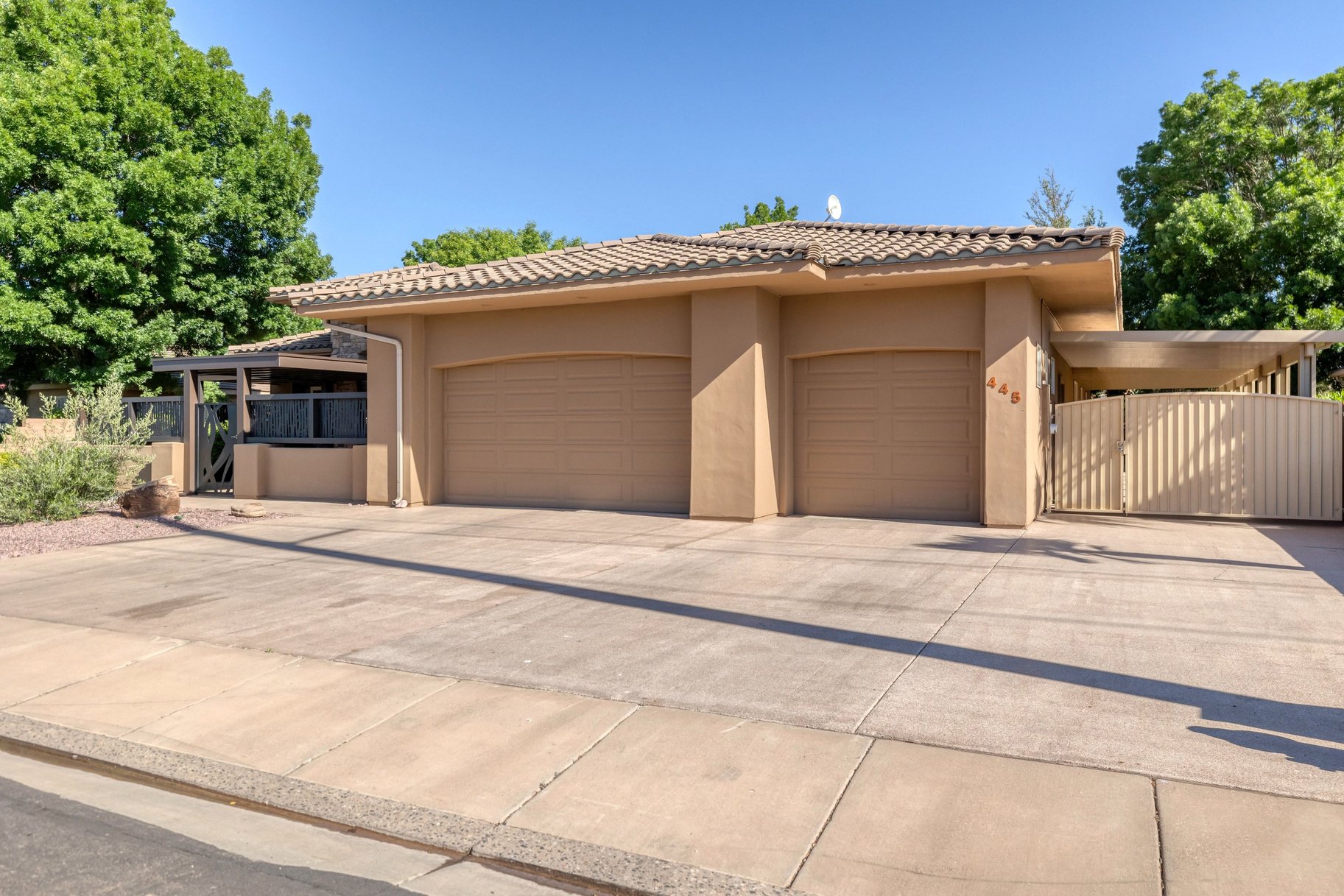  Indoor-Outdoor Living With Privacy, Space & Style In Washington Fields - 物件實景