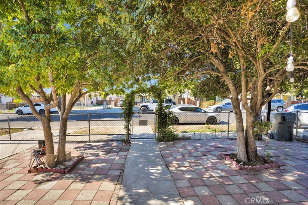 Redlands, California, 92374, United States, 5 Bedrooms Bedrooms, ,3 BathroomsBathrooms,Residential,For Sale,1987347