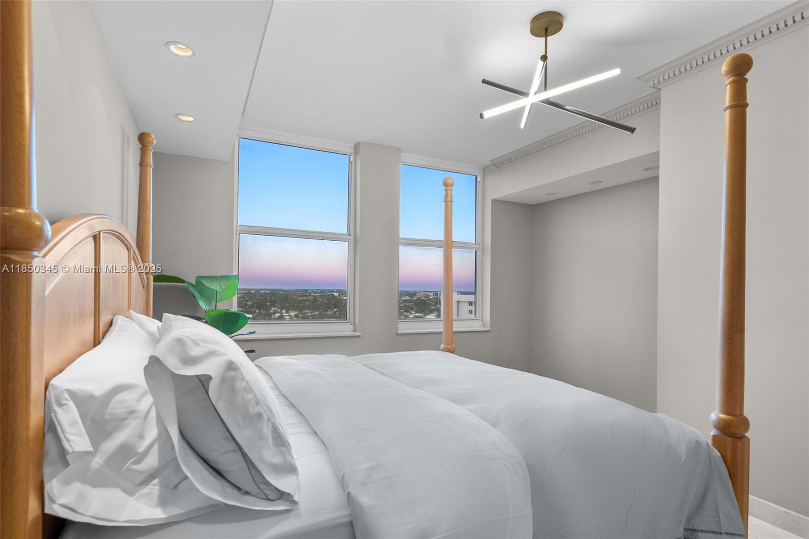 Fort Lauderdale, Florida, 33305, United States, 2 Bedrooms Bedrooms, ,3 BathroomsBathrooms,Residential,For Sale,1907787