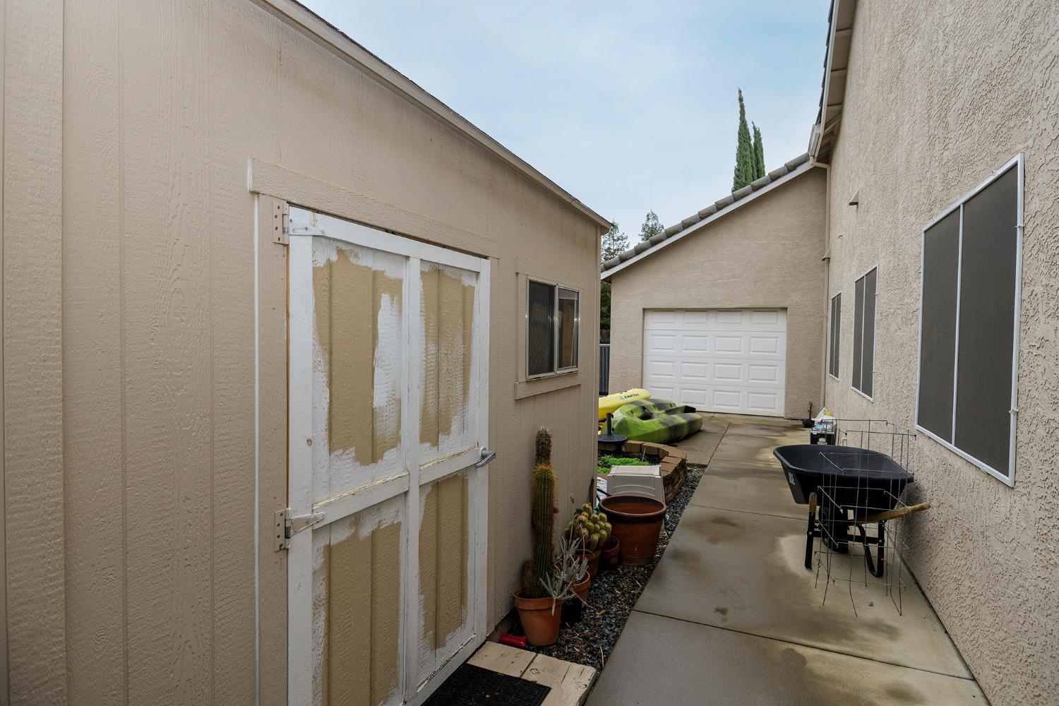 Turlock, California, 95382, United States, 4 Bedrooms Bedrooms, ,2 BathroomsBathrooms,Residential,For Sale,1987416