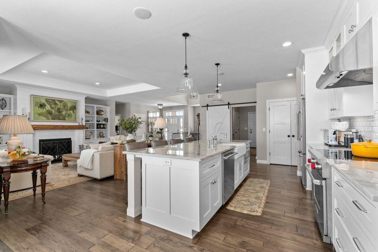 GREENVILLE, Wisconsin, 54942, United States, 4 Bedrooms Bedrooms, ,4 BathroomsBathrooms,Residential,For Sale,1779094