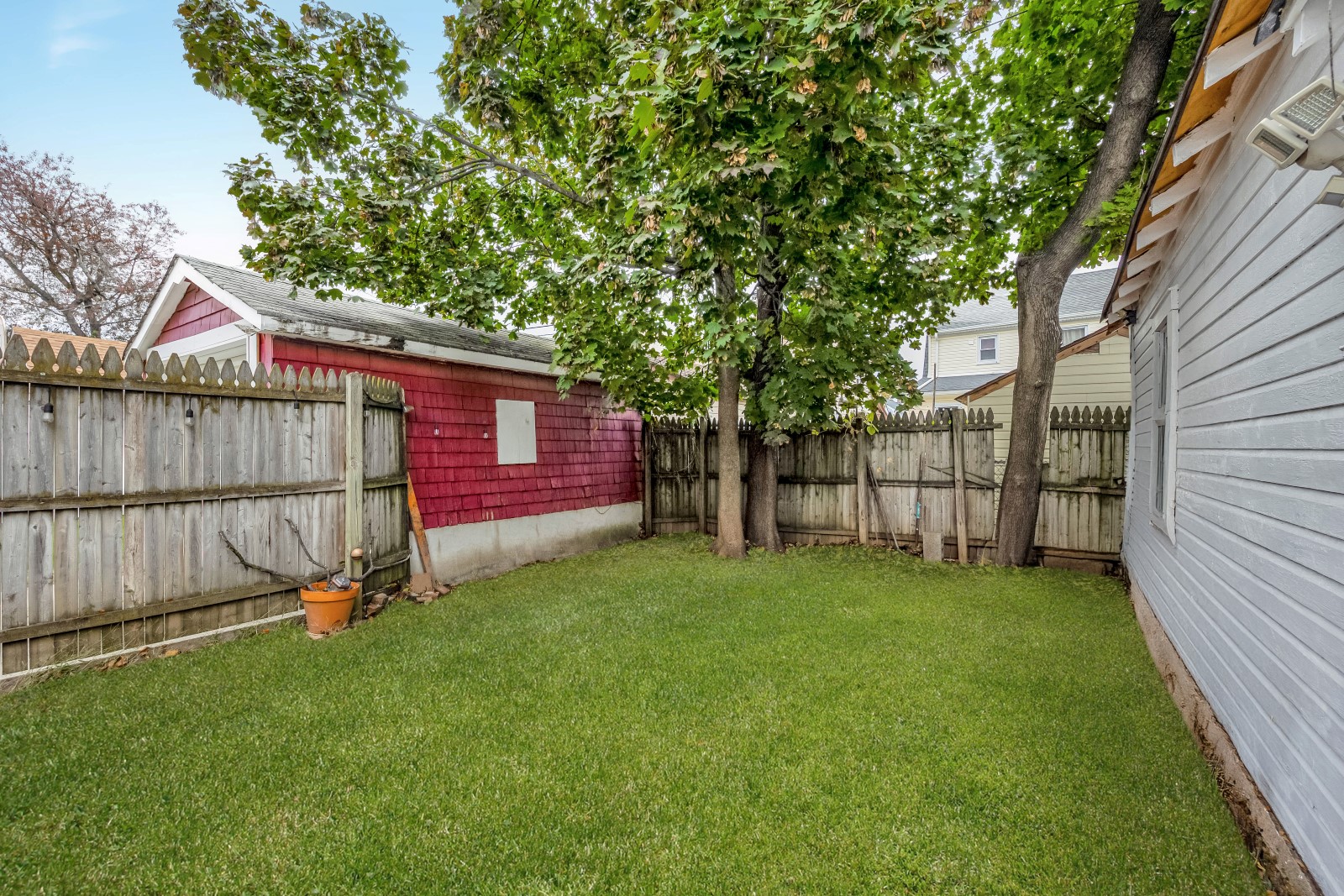 Queens Village, New York, 11428, United States, 2 Bedrooms Bedrooms, ,2 BathroomsBathrooms,Residential,For Sale,1987931