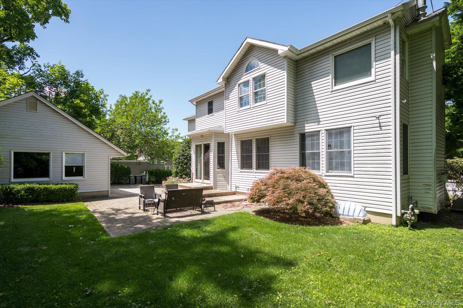  15 Church Street, Roslyn, NY, 11576 - 物件實景