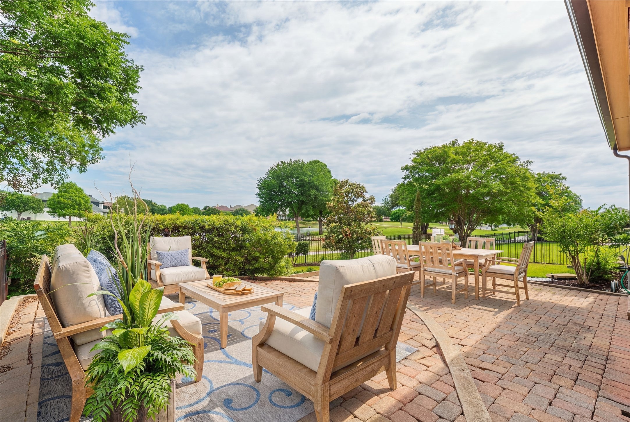 Frisco, Texas, 75034, United States, 4 Bedrooms Bedrooms, ,4 BathroomsBathrooms,Residential,For Sale,2042005