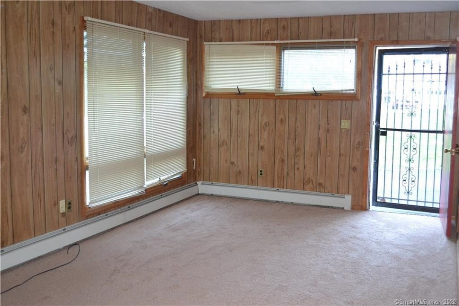 Brookfield, Connecticut, 06804, United States, 4 Bedrooms Bedrooms, ,2 BathroomsBathrooms,Residential,For Sale,1730338