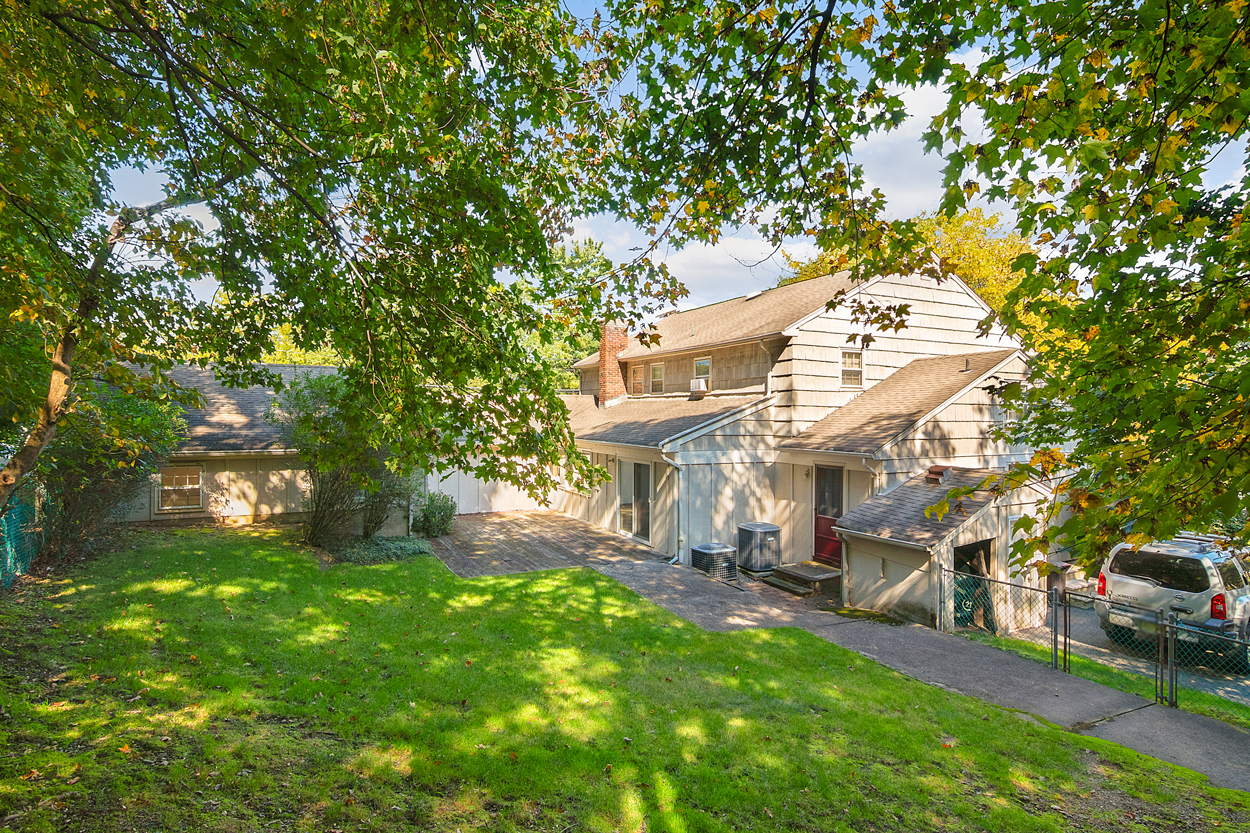 Parsippany, New Jersey, 07054, United States, 5 Bedrooms Bedrooms, ,4 BathroomsBathrooms,Residential,For Sale,1943476