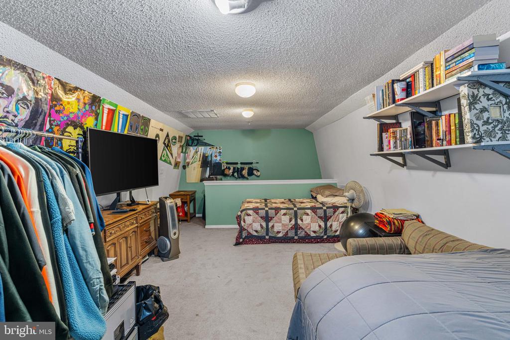 Plainsboro, New Jersey, 08536, United States, 3 Bedrooms Bedrooms, ,3 BathroomsBathrooms,Residential,For Sale,1975550