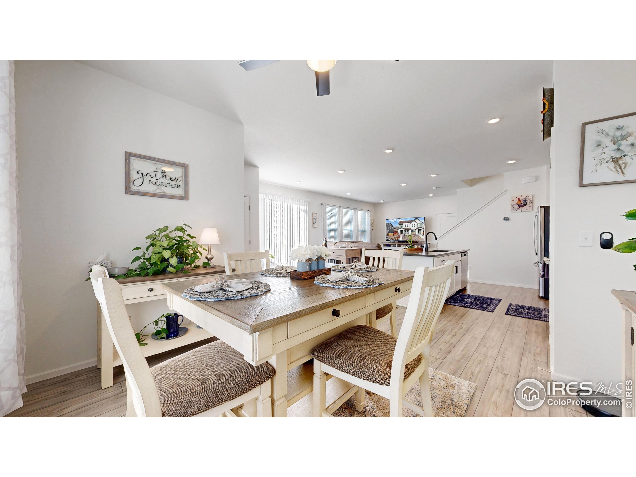 Commerce City, Colorado, 80022, United States, 3 Bedrooms Bedrooms, ,2 BathroomsBathrooms,Residential,For Sale,1987529