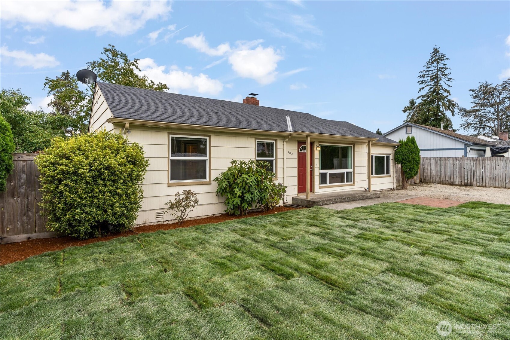 125th St, Tacoma, WA 98444 #1