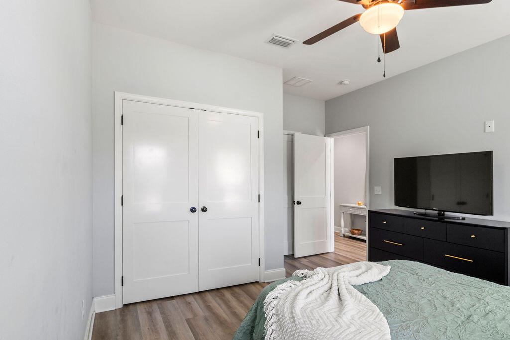 Shalimar, Florida, 32579, United States, 4 Bedrooms Bedrooms, ,3 BathroomsBathrooms,Residential,For Sale,1950099