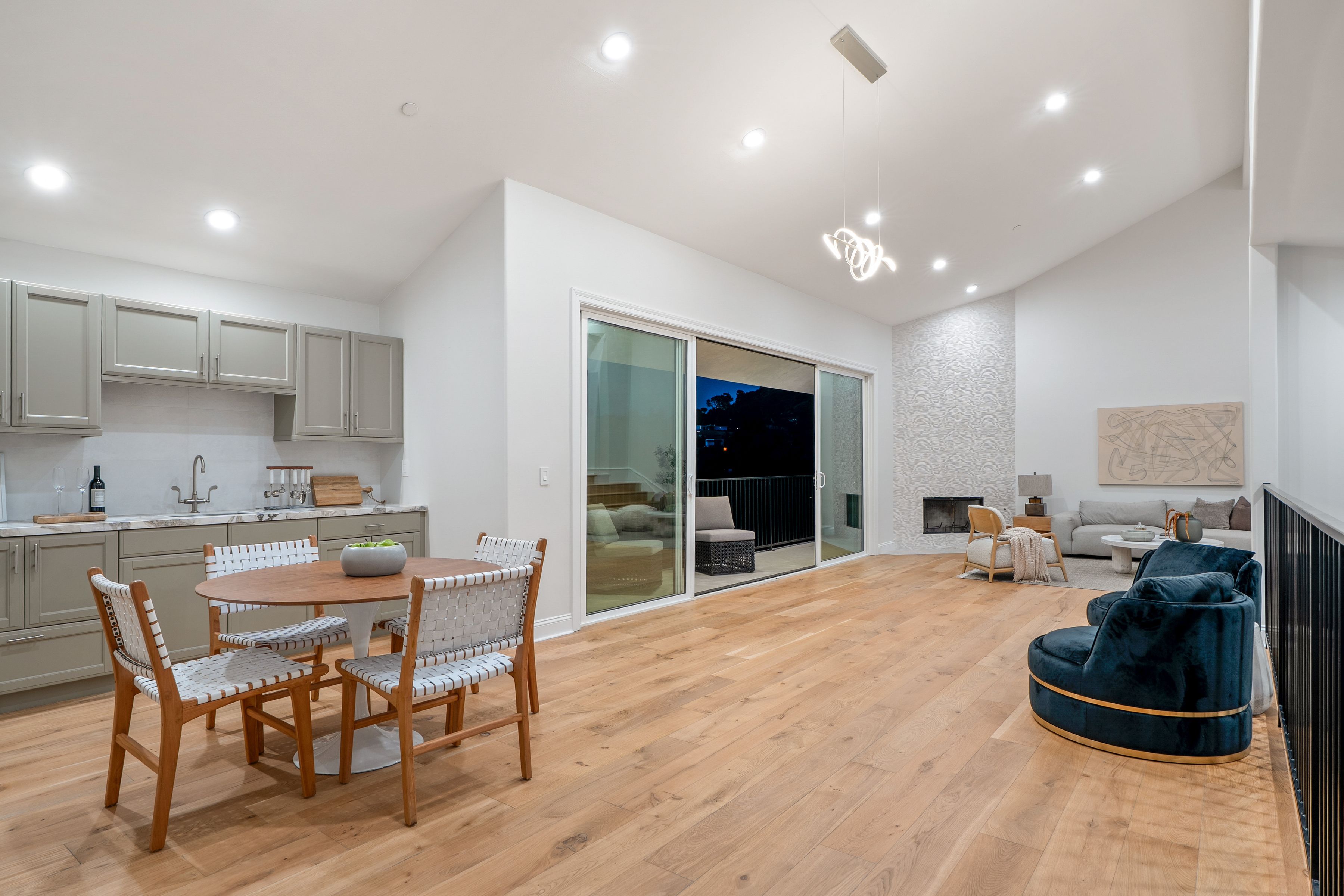  8045 Bulwer Dr - 物件實景