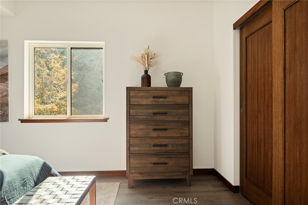 Lake Arrowhead, California, 92352, United States, 4 Bedrooms Bedrooms, ,5 BathroomsBathrooms,Residential,For Sale,1989465