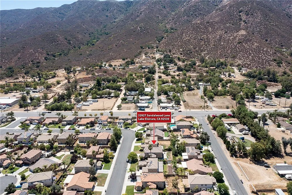 Lake Elsinore, California, 92530, United States, 3 Bedrooms Bedrooms, ,2 BathroomsBathrooms,Residential,For Sale,1977528