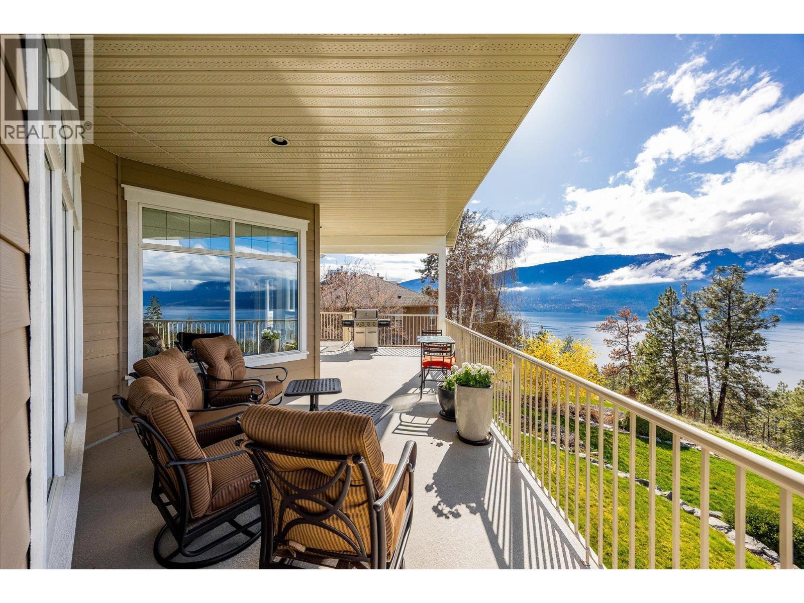 LAKE COUNTRY, British Columbia, V4V 2K7, CA, 4 Bedrooms Bedrooms, ,4 BathroomsBathrooms,Residential,For Sale,1960852